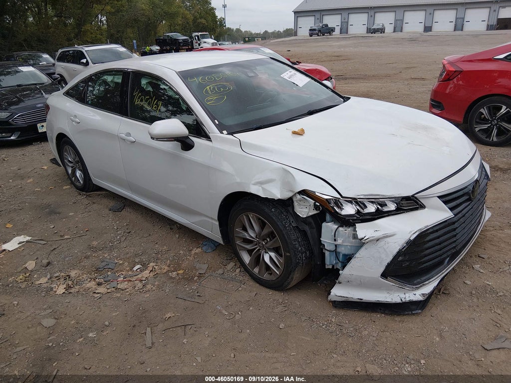 Toyota Avalon 2021