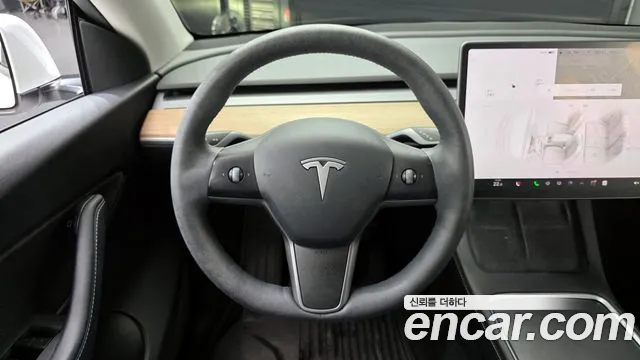 Tesla Model Y 2021