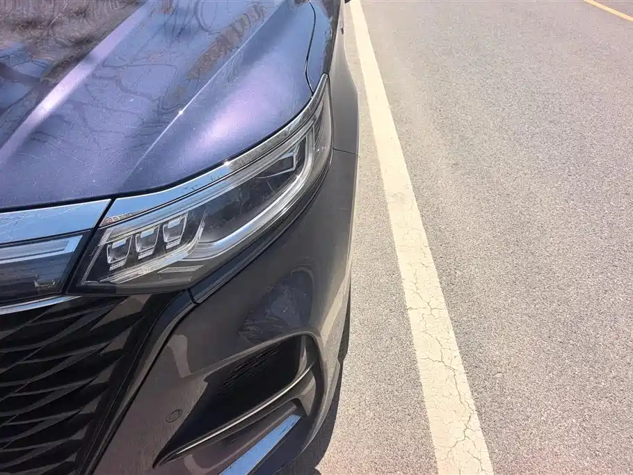 Roewe iMAX8 2021