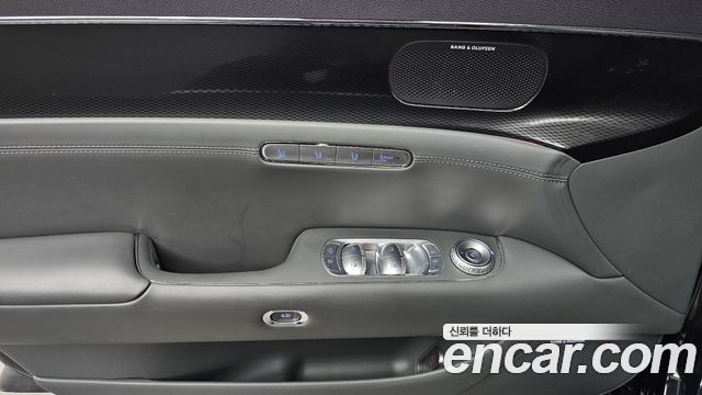 Genesis G90 2022