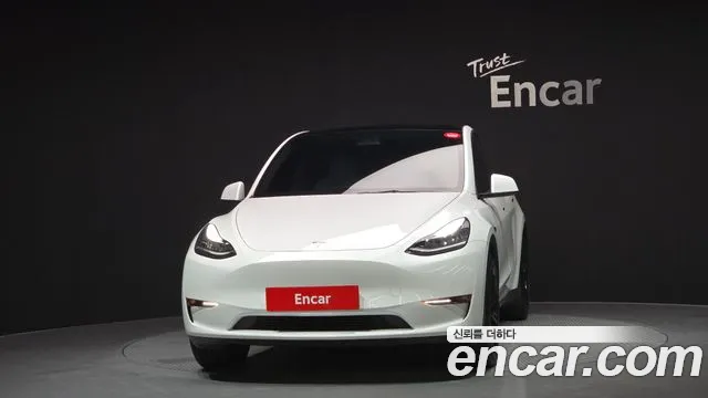 Tesla Model Y 2021