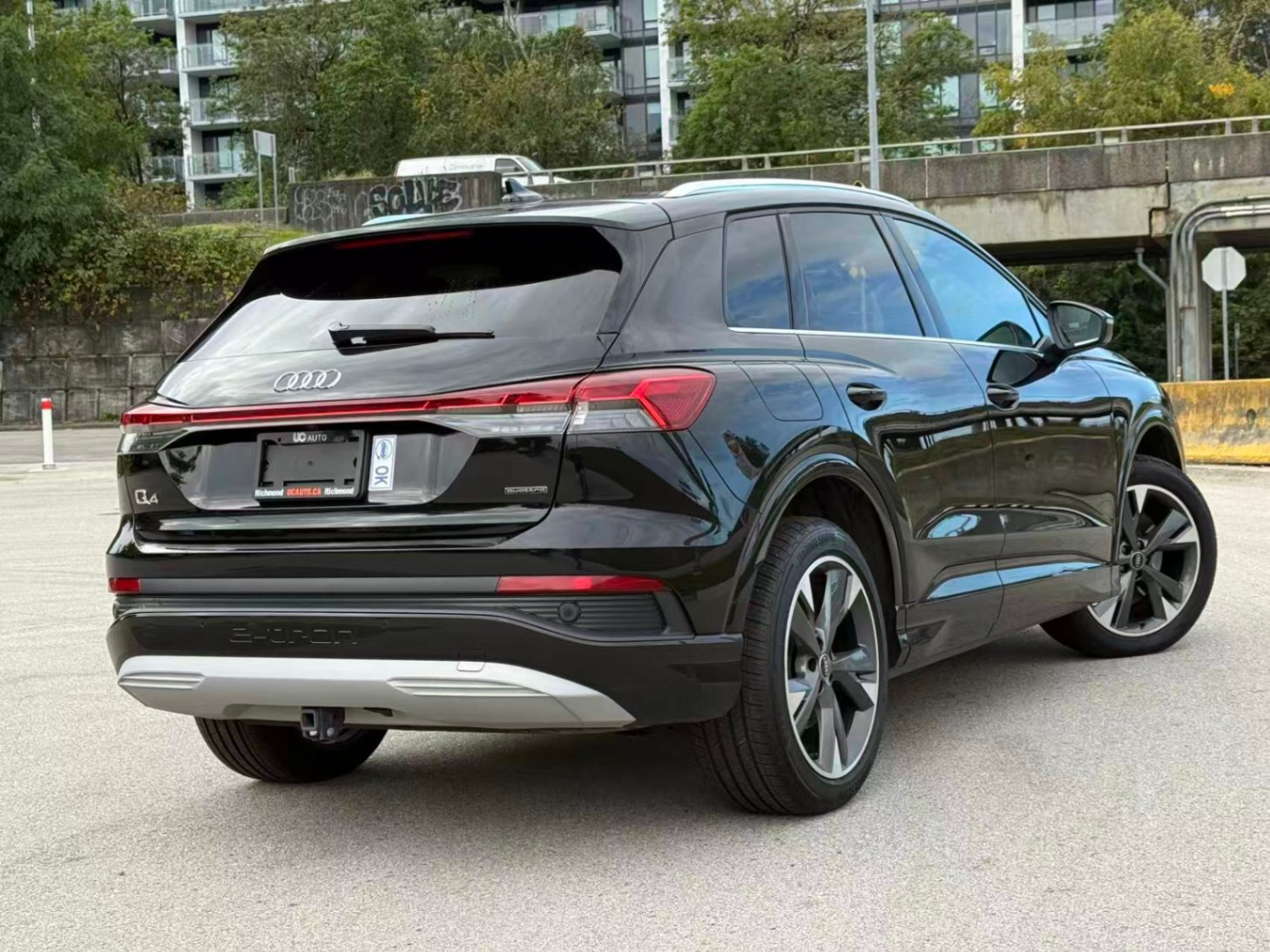 Audi Q4 e-tron 2024