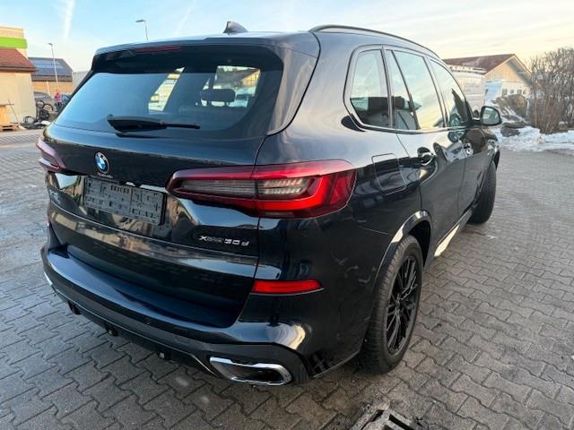 BMW X5 2021