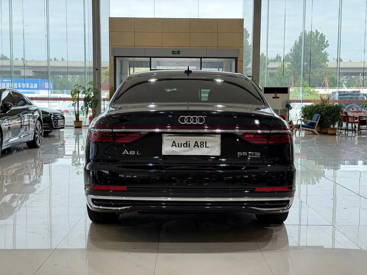 Audi A8 2024
