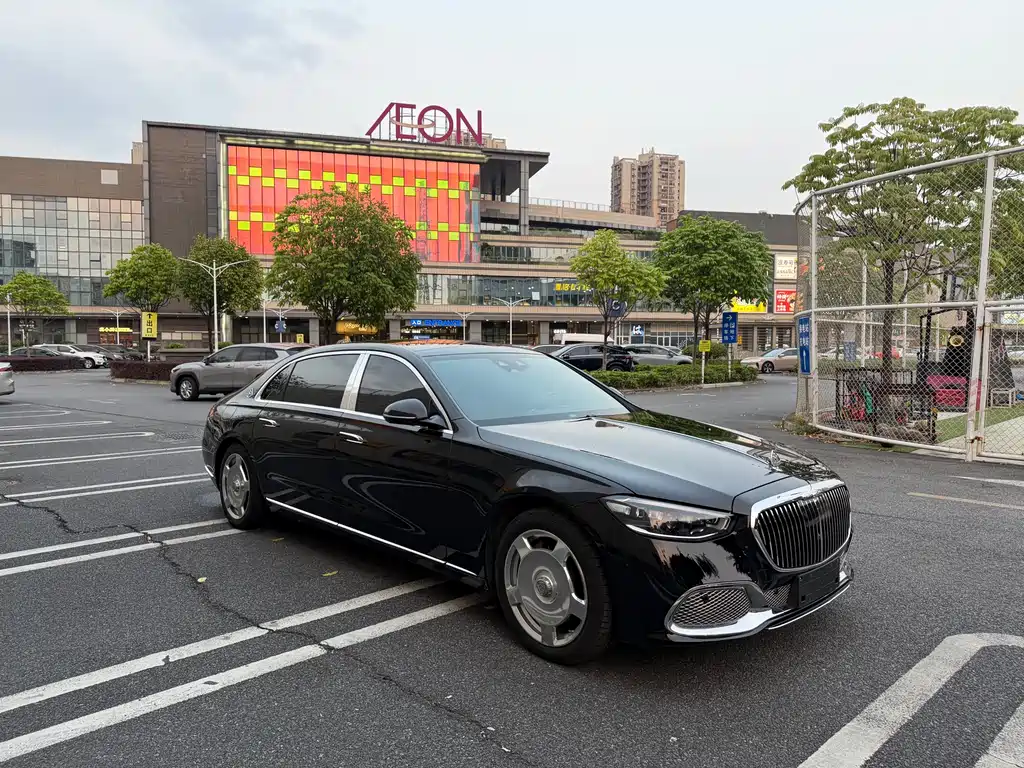 Mercedes-Benz Maybach S-Класс 2023