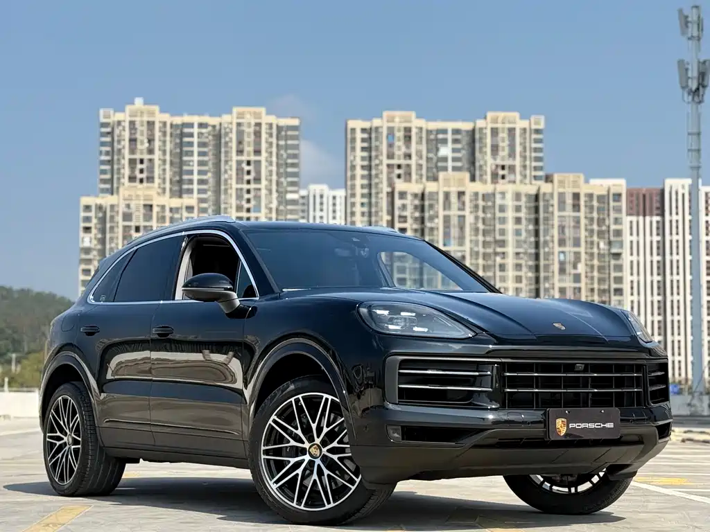 Porsche Cayenne 2025