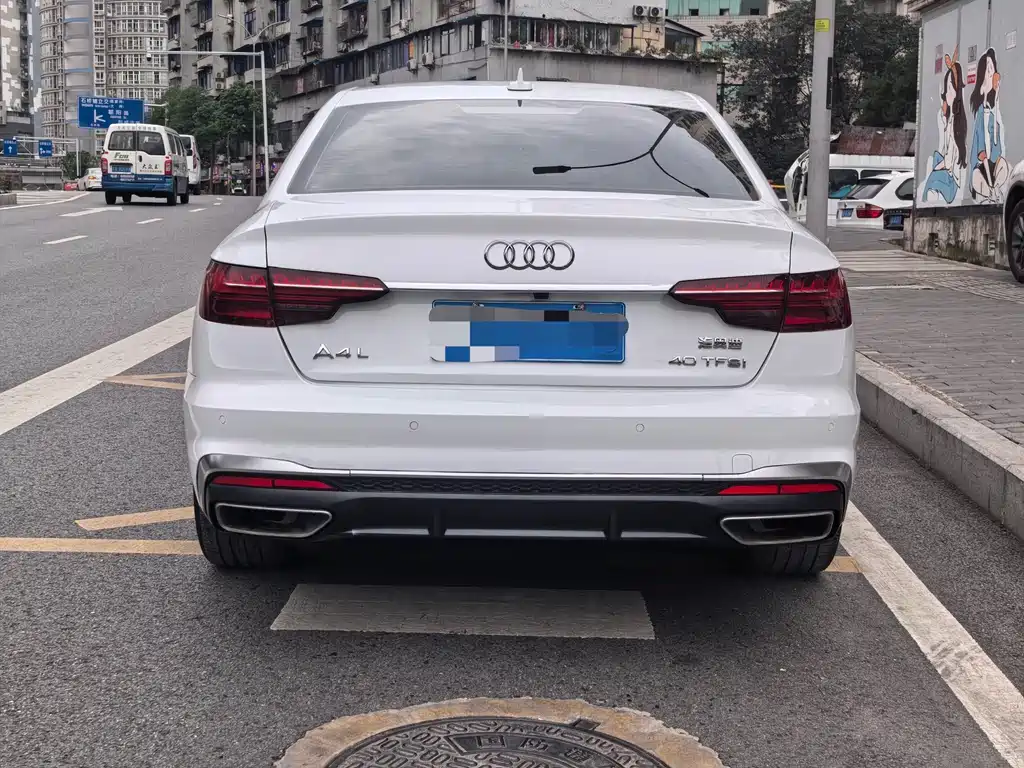 Audi A4 2023