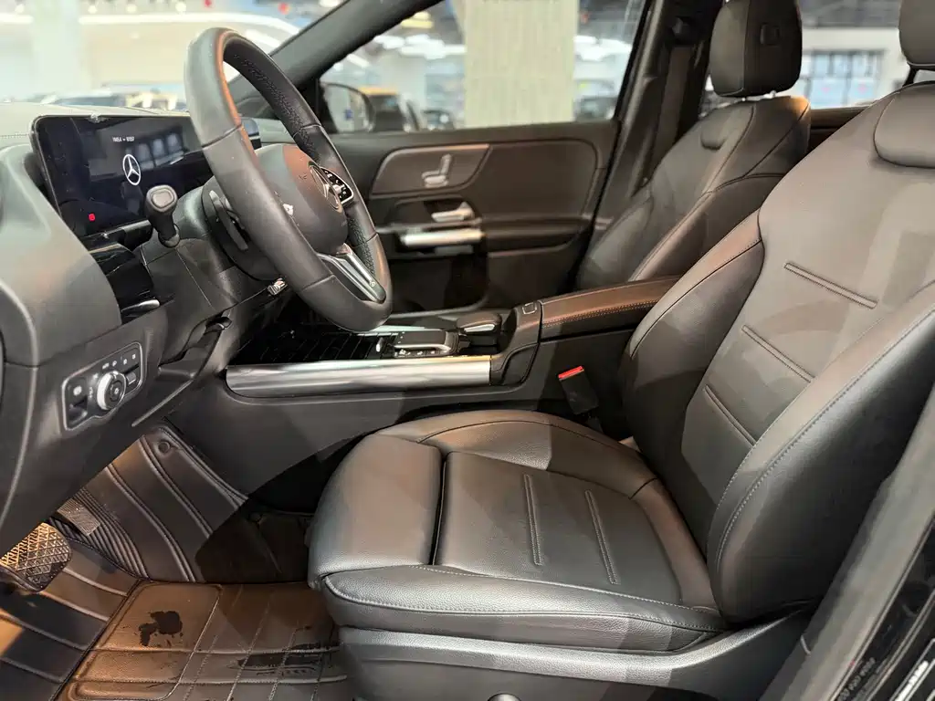 Mercedes-Benz GLA 2021