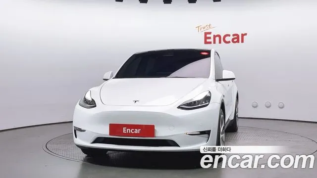 Tesla Model Y 2022