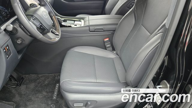 Toyota Alphard 2025