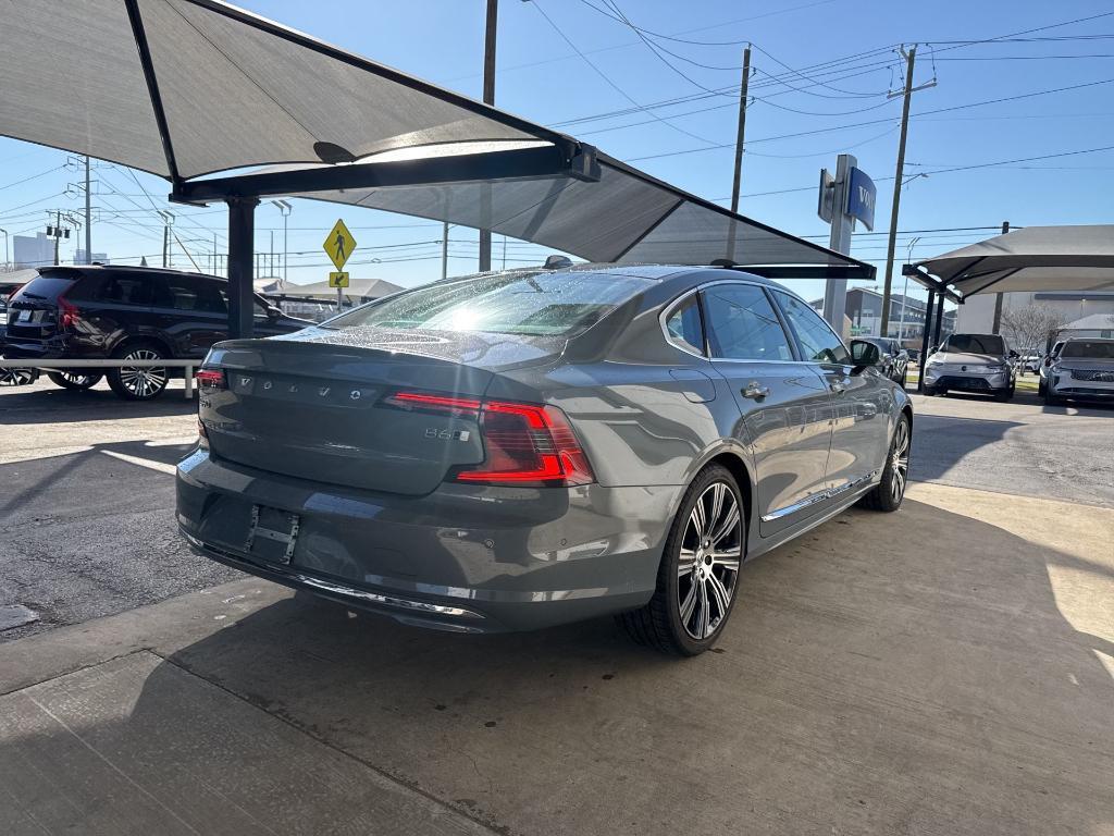 Volvo S90 2023