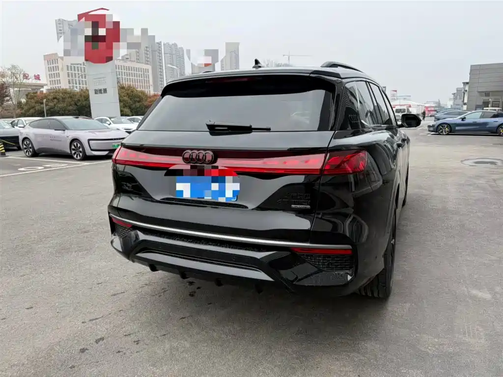 Audi Q6 2025