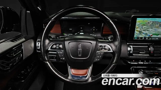 Lincoln Navigator 2021
