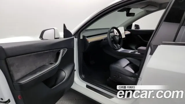 Tesla Model Y 2021