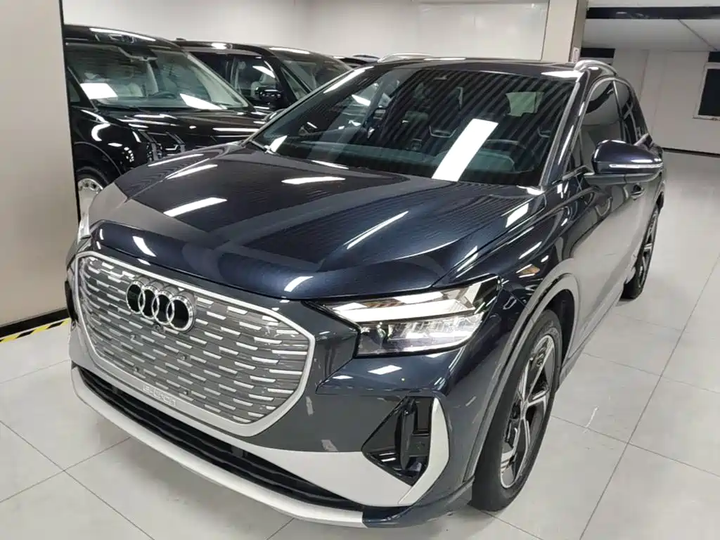 Audi Q4 e-tron 2023
