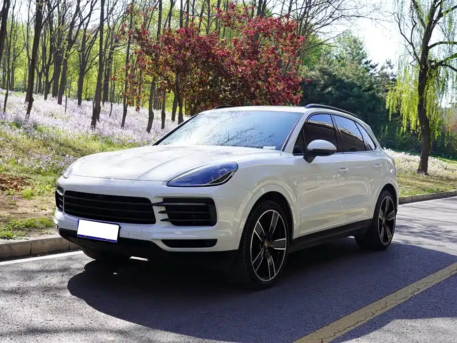 Porsche Cayenne 2023