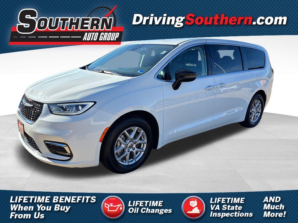 Chrysler Pacifica 2024