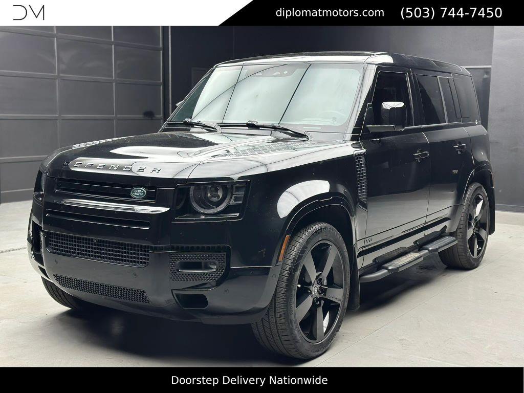 Land Rover Defender 2025