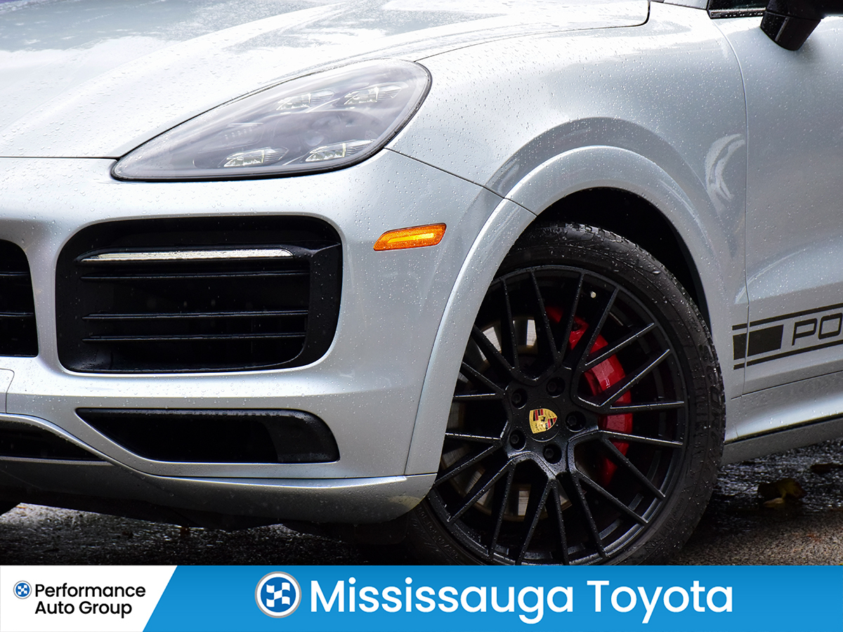Porsche Cayenne 2021