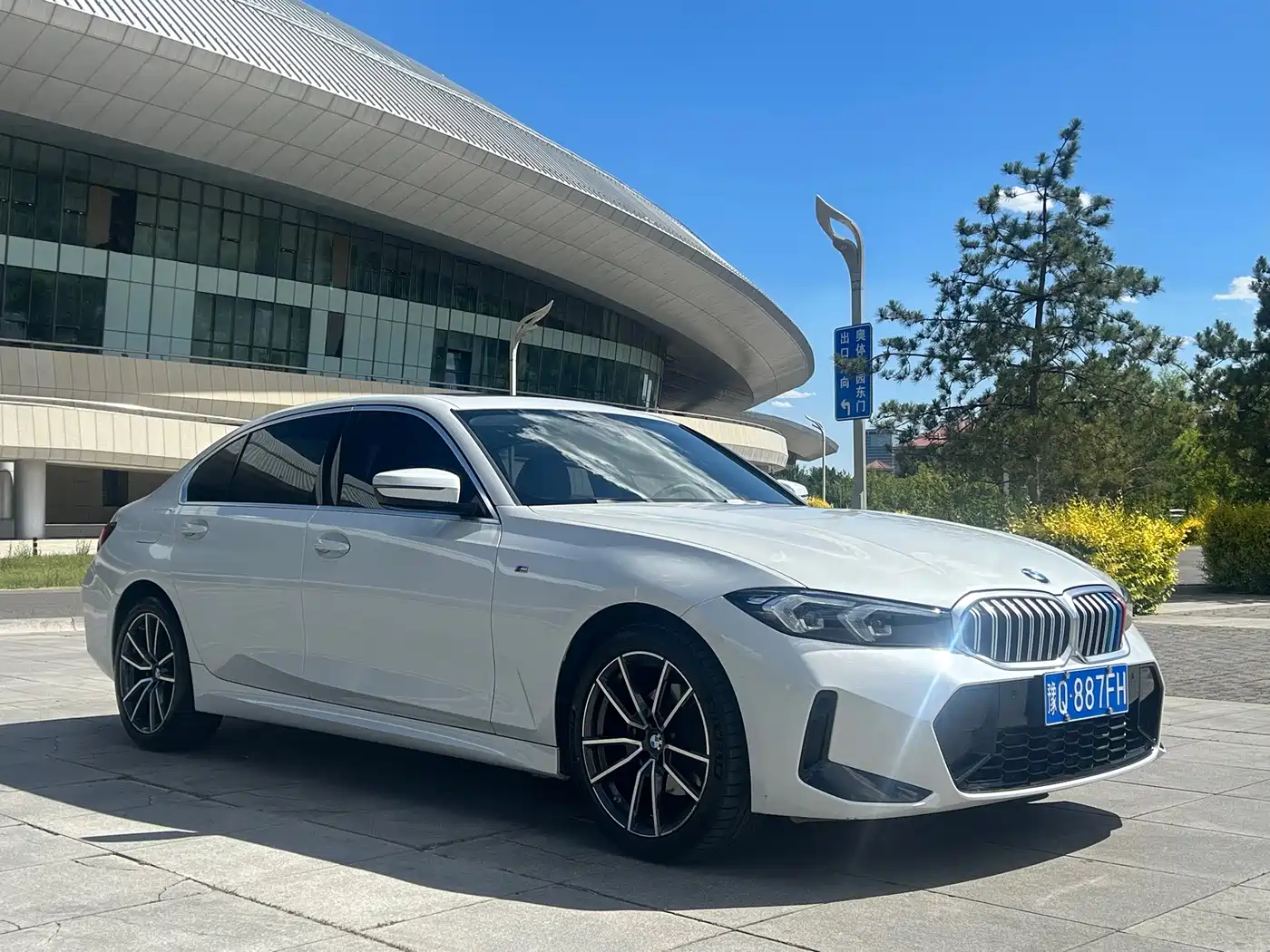 BMW 3 серии 2023