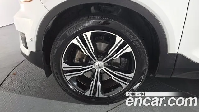 Volvo XC40 2022