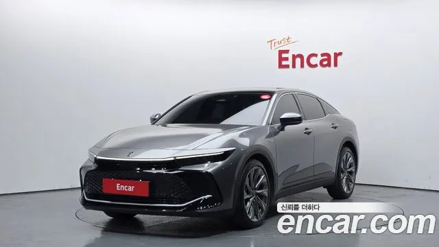 Toyota Crown 2023