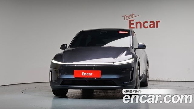 Tesla Model Y 2026