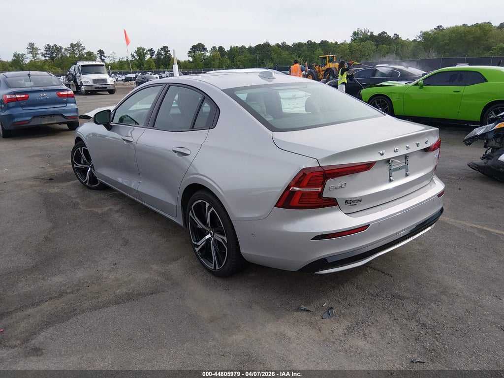 Volvo S60 2024