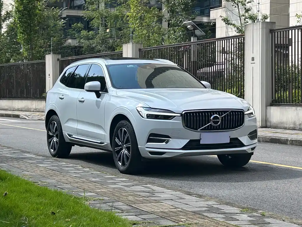 Volvo XC60 2021