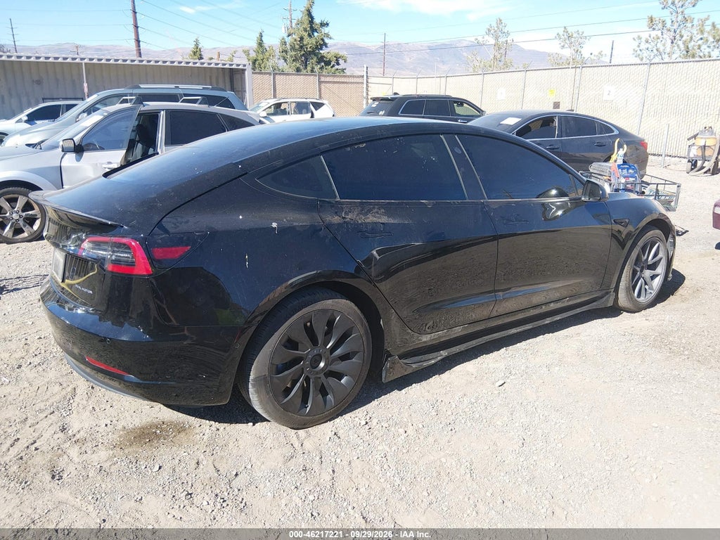 Tesla Model 3 2022