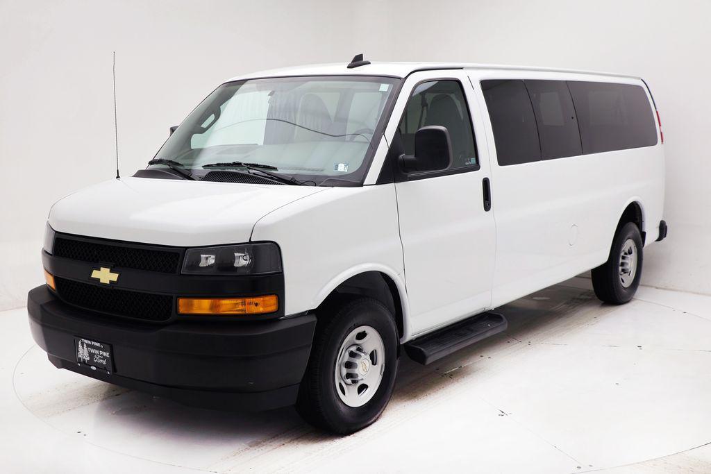 Chevrolet Express 2023