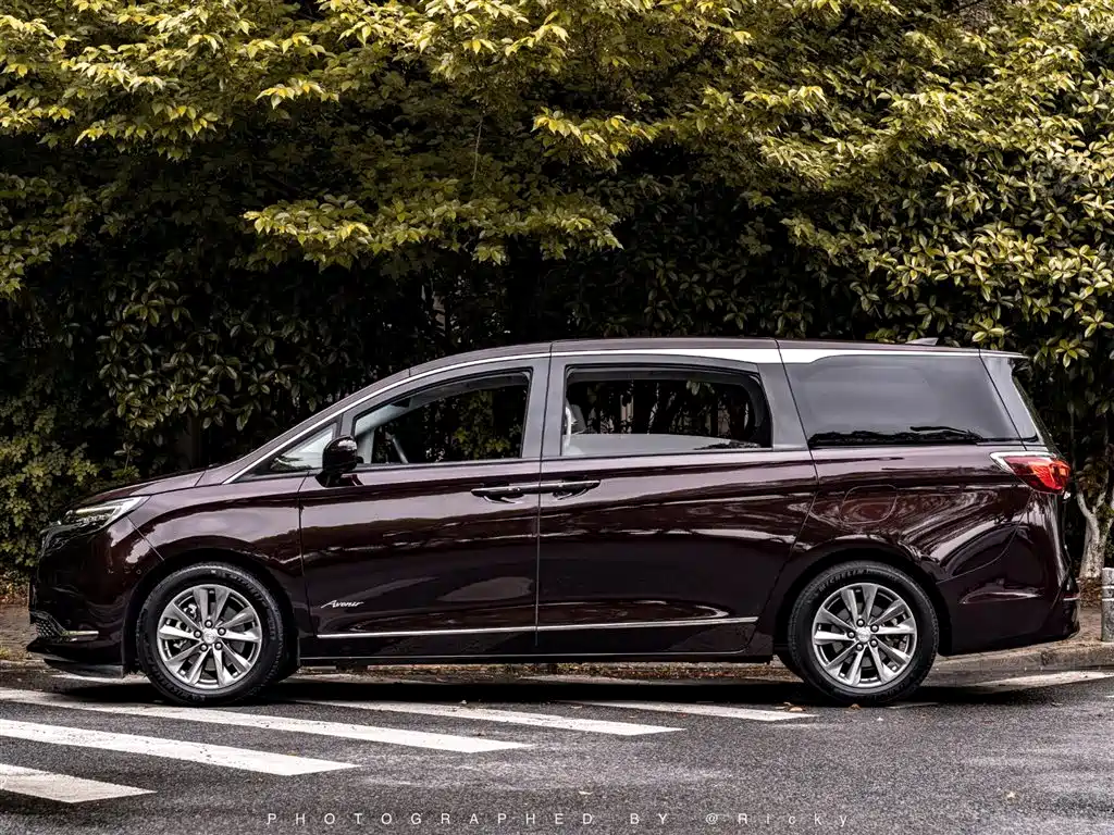 Buick GL8 2022