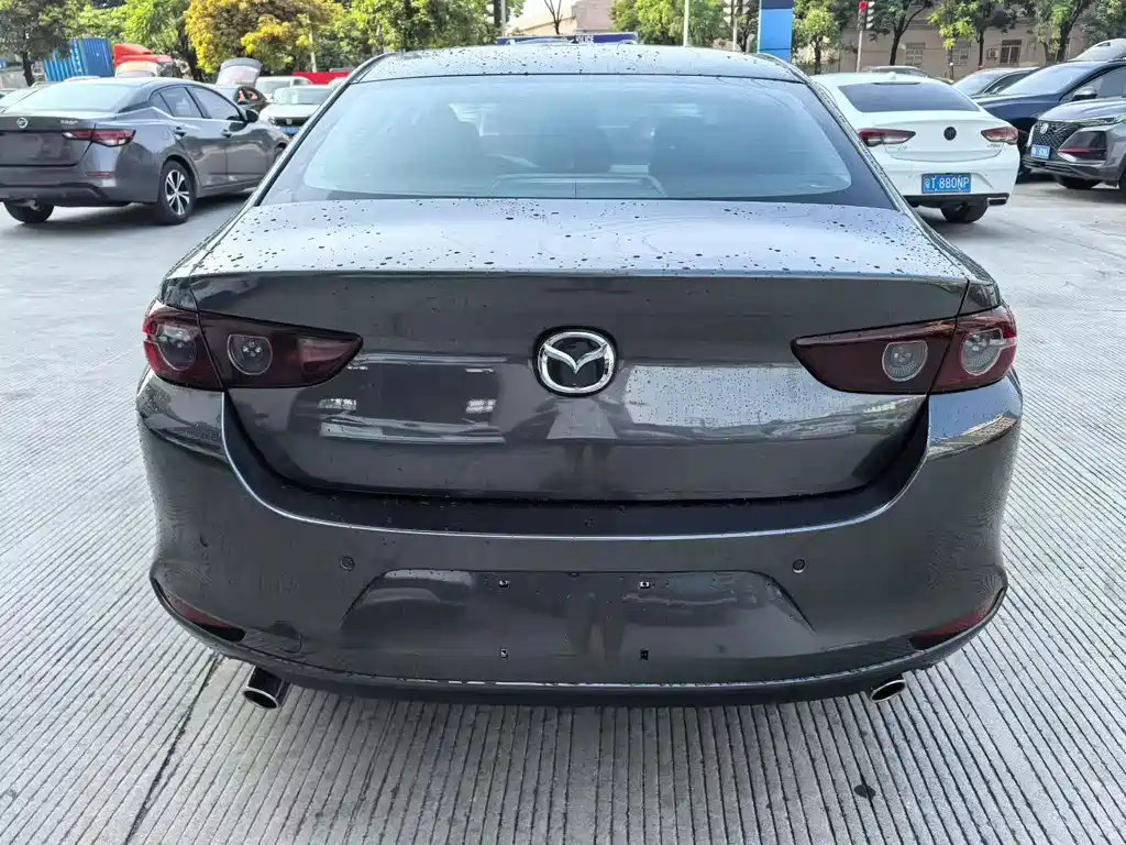 Mazda 3 2021