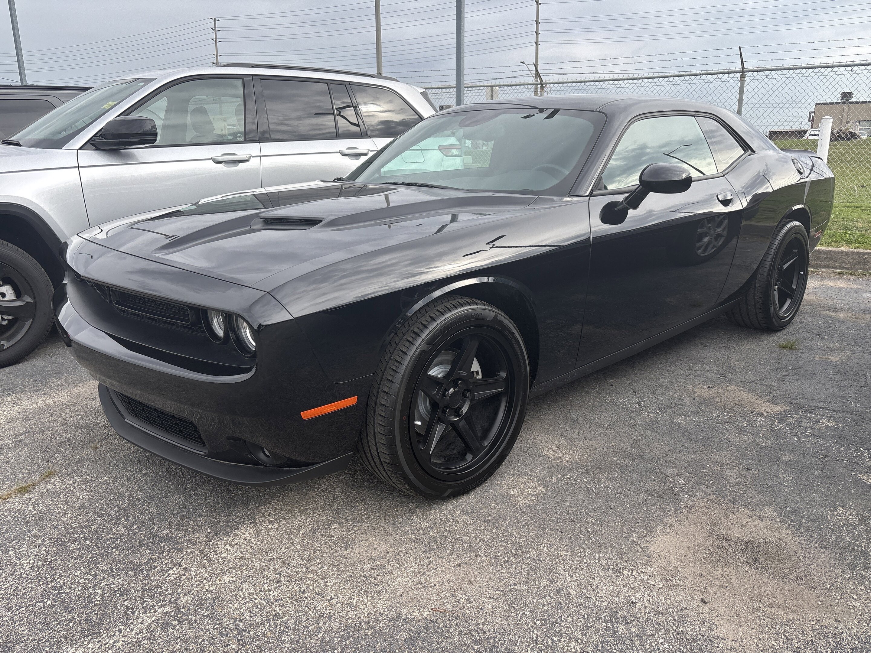 Dodge Challenger 2023