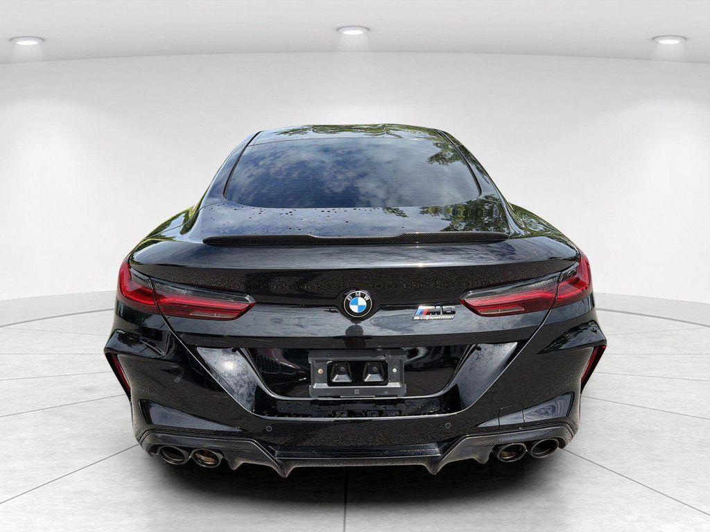 BMW M8 2024