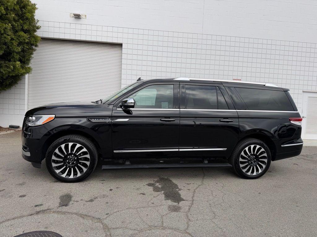 Lincoln Navigator 2022