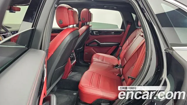 Porsche Cayenne 2020