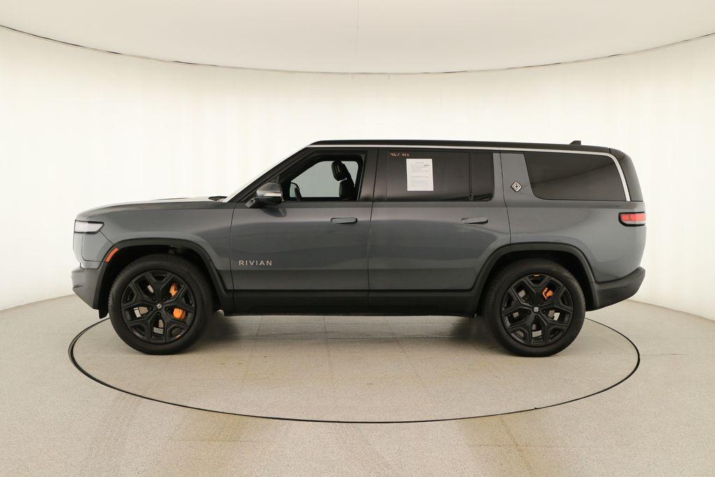 Rivian R1S 2024