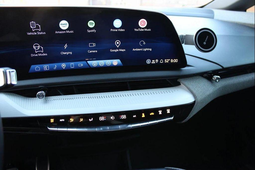 Cadillac Optiq 2025