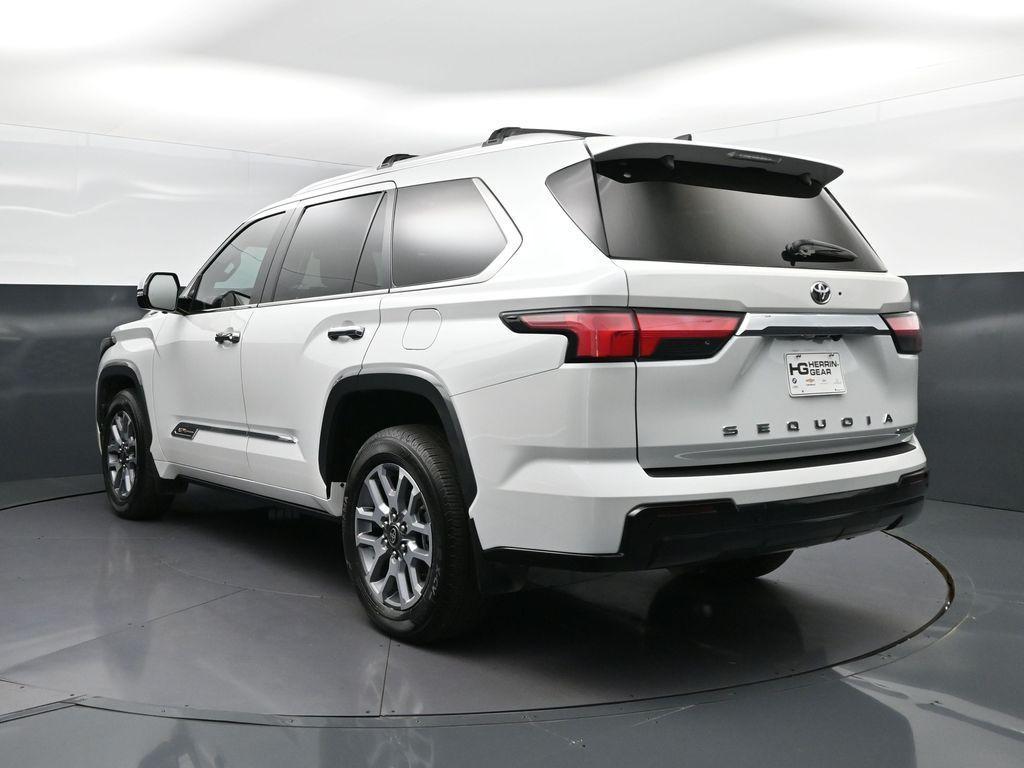Toyota Sequoia 2025