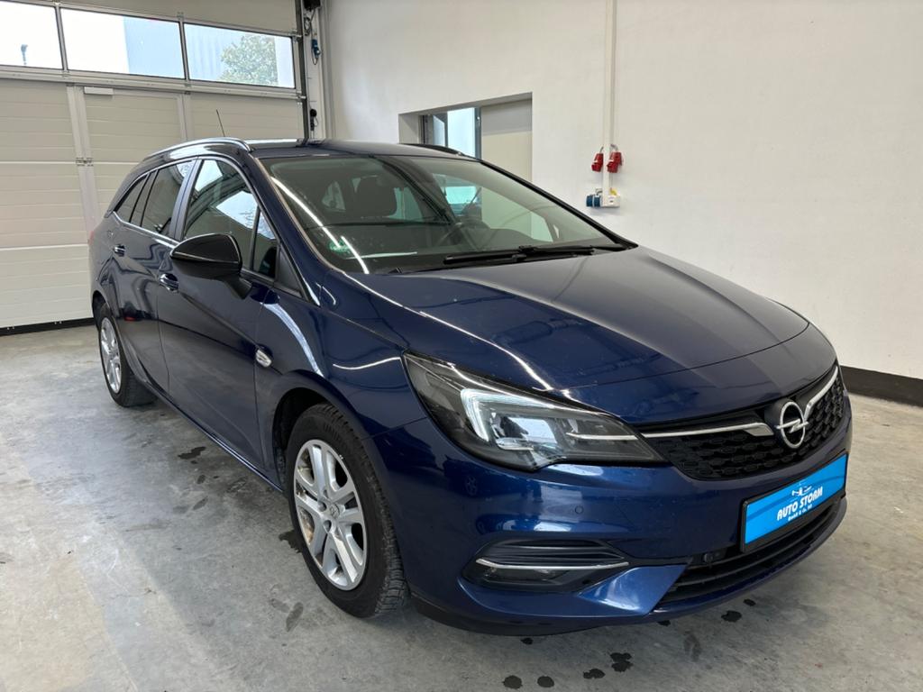 Opel Astra 2022