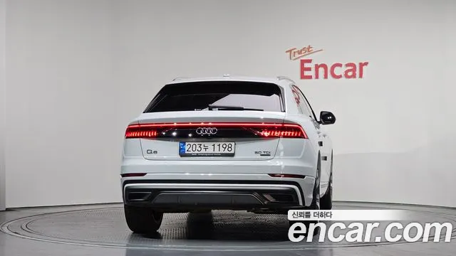 Audi Q8 2022