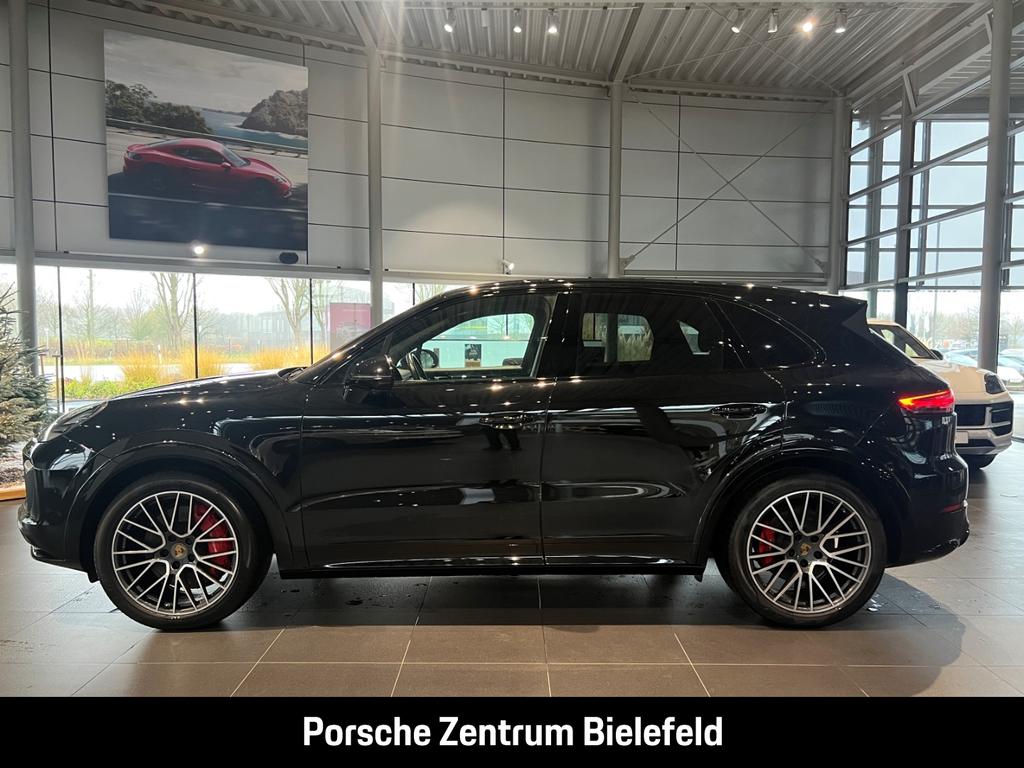 Porsche Cayenne 2022