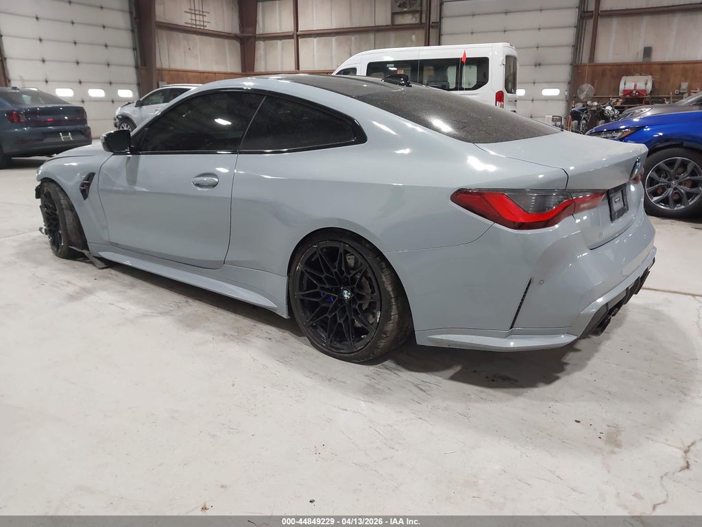BMW M4 2022