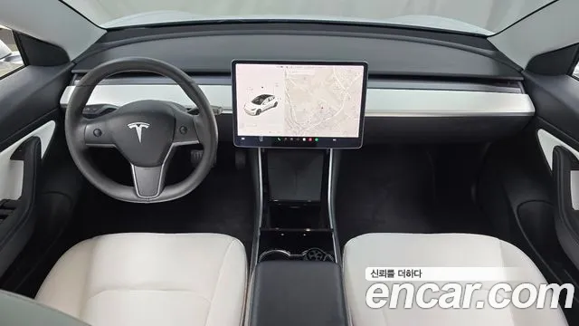 Tesla Model 3 2020