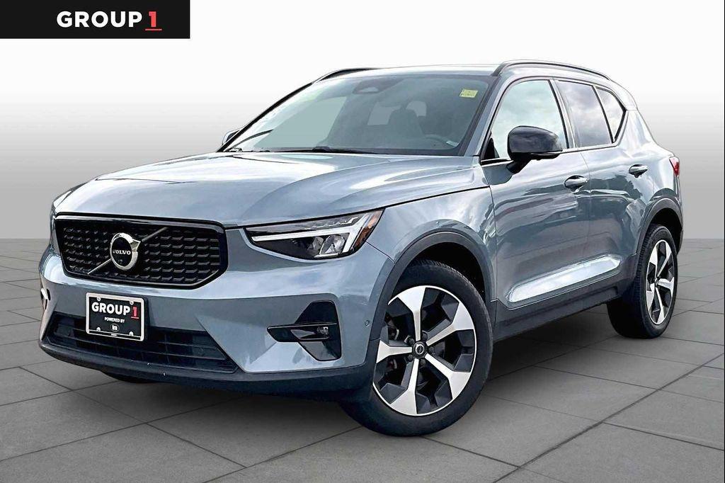 Volvo XC40 2023