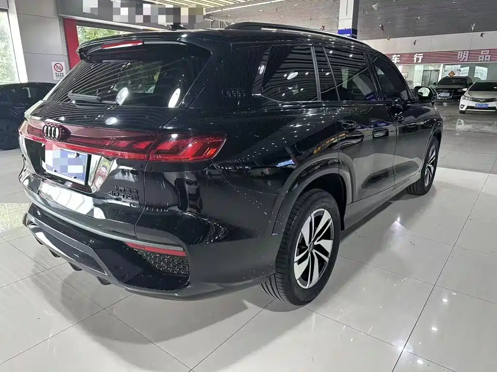 Audi Q6 2025
