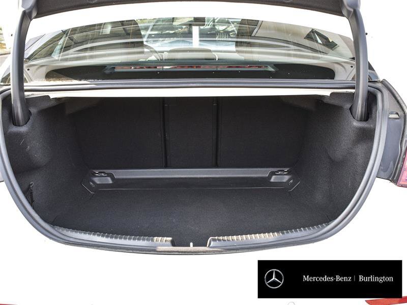 Mercedes-Benz C-Класс 2024
