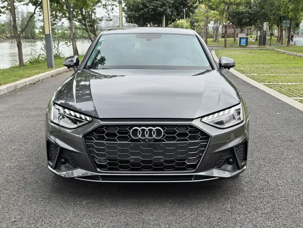 Audi A4 2021