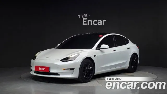 Tesla Model 3 2021